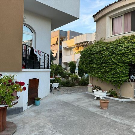 Guesthouse Novi Durres Exterior photo
