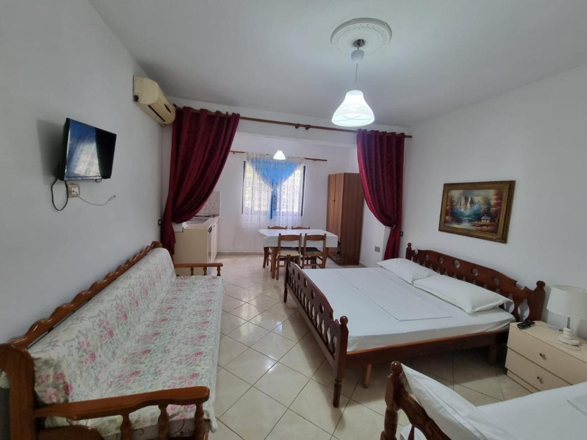 Guesthouse Novi Durres Exterior photo